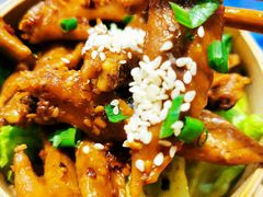 -马路边边串串香(苗栗路店)