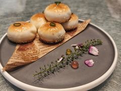 -景月阁空中食府(希尔顿酒店)