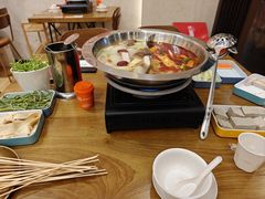 -黔哆哆地摊酸汤火锅(清湖店)