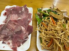 -白卫东白记砂锅(管城街店)