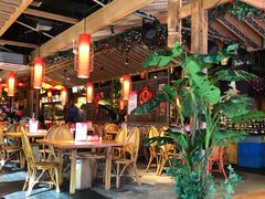 大堂-野山舂·贵州现舂酸汤火锅(鸿通城店)