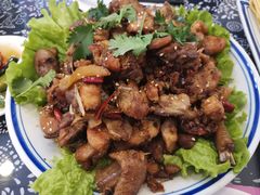 -八两八金·莱芜特色炒鸡(市南漳浦路店)