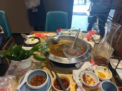 -左庭右院鲜牛肉火锅(金山万达店)