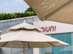 -UNI UNI(环亚凯瑟琳店)