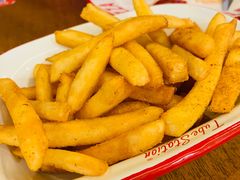-Tube station站点比萨(王府井百货店)