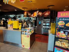 -麦当劳(杨林得来速店)