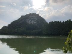 -星湖旅游景区七星岩