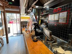 -呼啦面馆·头牌豌杂面(爱琴海店)