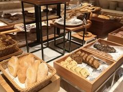 -中航泊悦酒店·云庭咖啡厅(虹桥机场T2店)