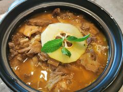 酸木瓜炖牛腩-半山腰·云南菜(侨福芳草地店)