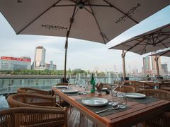 -MONICH牛排融合餐厅(和义大道购物中心店)