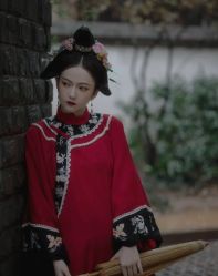 -盘子女人坊生日照·摄影馆(华强店)