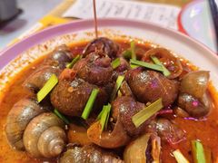 -老闵田螺馆·南昌特色小炒(梦时代店)