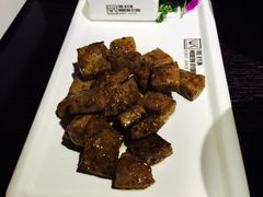 -HIHE Bistro·Oyster Bar(华熙live店)