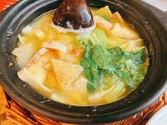 -馋三尺蟹粉小笼(人民广场店)