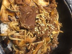 -青瓦炭韩潮烤肉(花园道店)