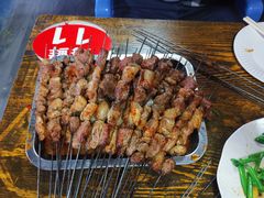-岳文生烧烤
