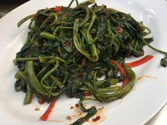 -明记烧鱼美味店