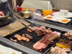 -韩满园· 甄选韩式烤肉