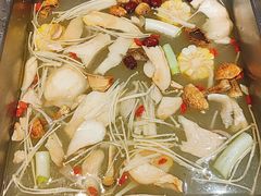 野生菌汤锅底-沱江鱼府(丽江店)