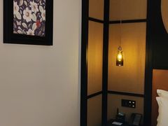 -万泊酒店(长沙五一广场国金中心店)