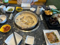 -一席地·本地鸡窝·杭帮鸡火锅(萧山银隆百货店)