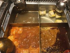 -海底捞火锅(银泰中心店)