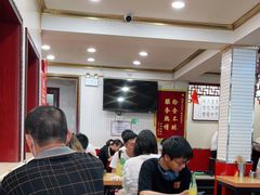 大堂-门框胡同百年卤煮(新街口店)