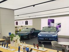 -华为智能生活馆(上海金桥国际商业广场)