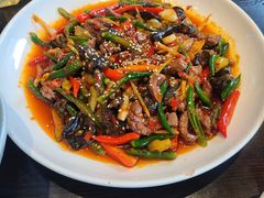 -川流不息·地道川菜·小龙虾(松东路店)