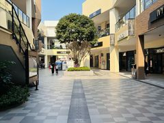 -宁波杉井奥特莱斯广场