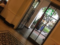 大堂-星巴克臻选(广州沙面店)