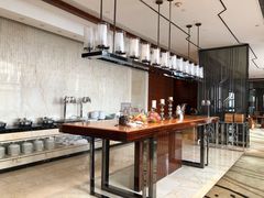 -中山利和希尔顿酒店