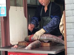 -梅记大块头爆鱼店(乍浦路店)