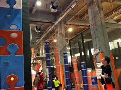 -嗨翻Hi-Fun竞技主题乐园·蹦床亲子生日轰趴(国光1937店)