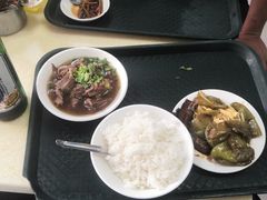-万盛园炖肉馆(云峰店)