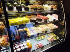 面包甜点陈列柜-COSTA COFFEE(吴江路店)