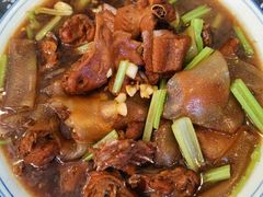 -八两八金·莱芜特色炒鸡(市南漳浦路店)