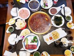 -小天鹅火锅·一线江景洪鼎旗舰店(洪崖洞店)