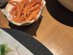 -JINNS锦时 steak&pizza(浸信会礼拜堂旧址店)