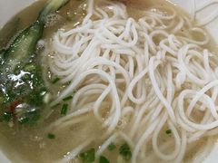 -桥香园正宗过桥米线(机场五店)