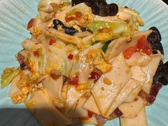 -花菇朵·云山雀 ll 野生菌锅·野果酸汤·精品滇菜(万柳店)