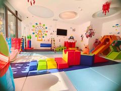 -黄浦乐烁龙鱼宝贝托育园(海潮路校区)