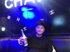 -范特西FANTASY量贩式KTV(民主广场店)