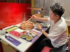 招牌牛腩骨汤锅-牛村来人潮汕牛肉火锅(西单店)