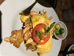 -大头虾越式风味餐厅(光明广场店)