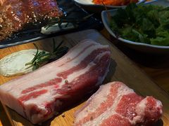 厚切五花肉-唯成•韩国炭火烤肉 유성고기