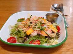 鲜柚芒果沙拉-HELLO 27 意面·沙拉·帕尼尼