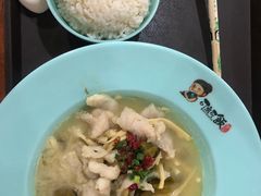 -可鱼可饭老坛酸菜鱼(西湖店)