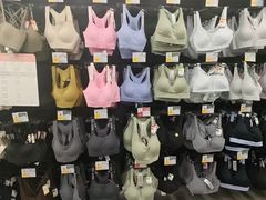 -迪卡侬(西三旗店)